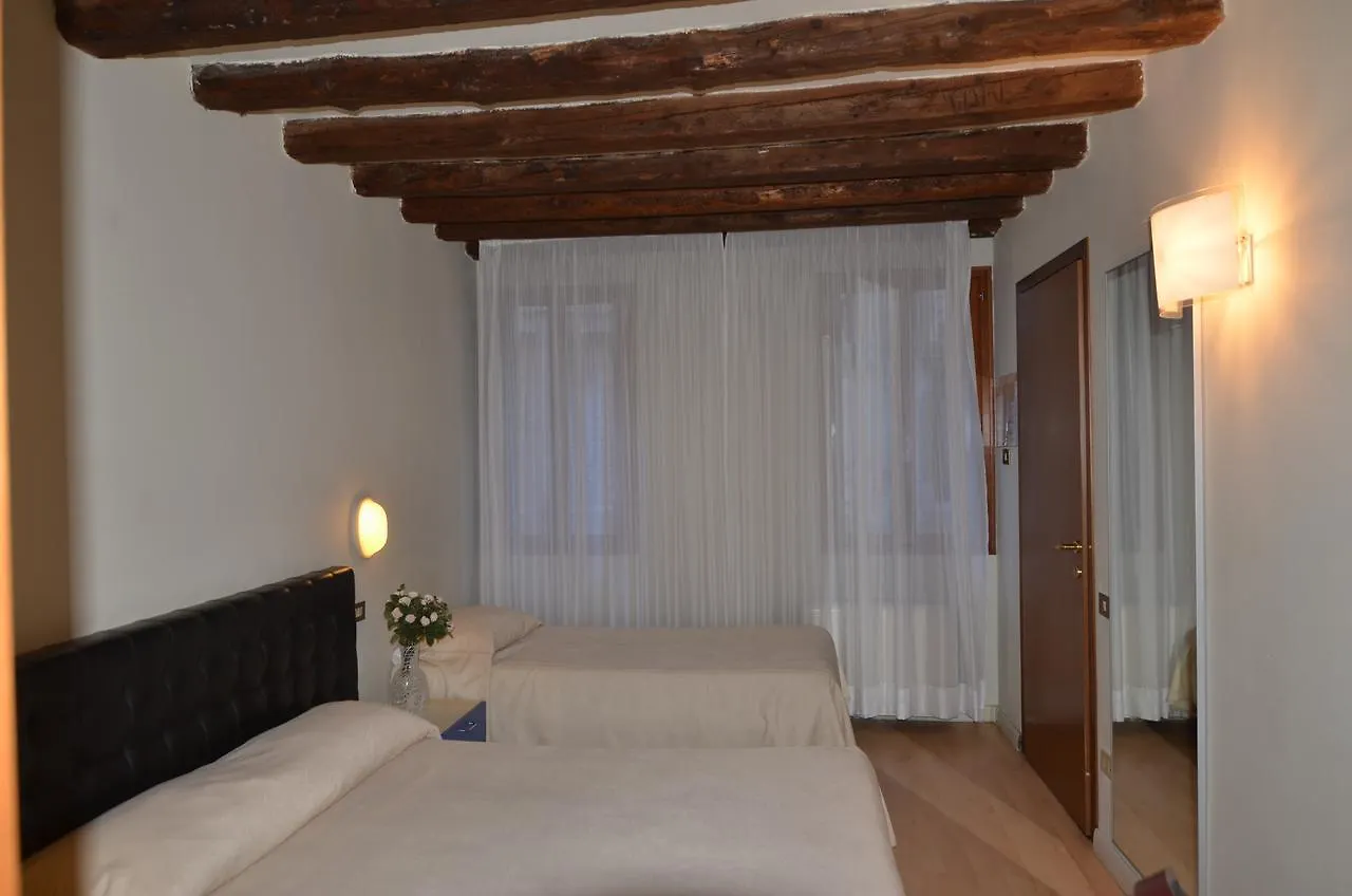 Hotel Piccolo Tiepolo à Venise 0*,  Italie